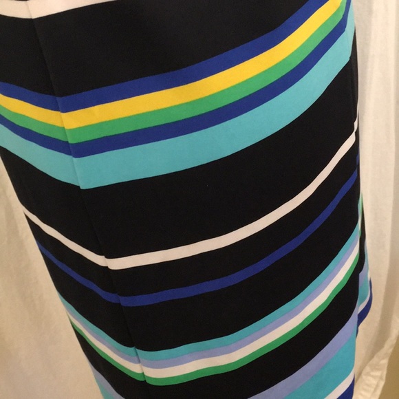 Maggy London striped sleeveless dress size 4 - Picture 6 of 9